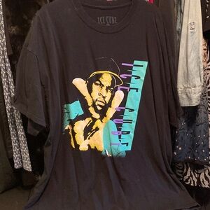 Black Graphic T-Shirt with Ice Cube Design 3 XL